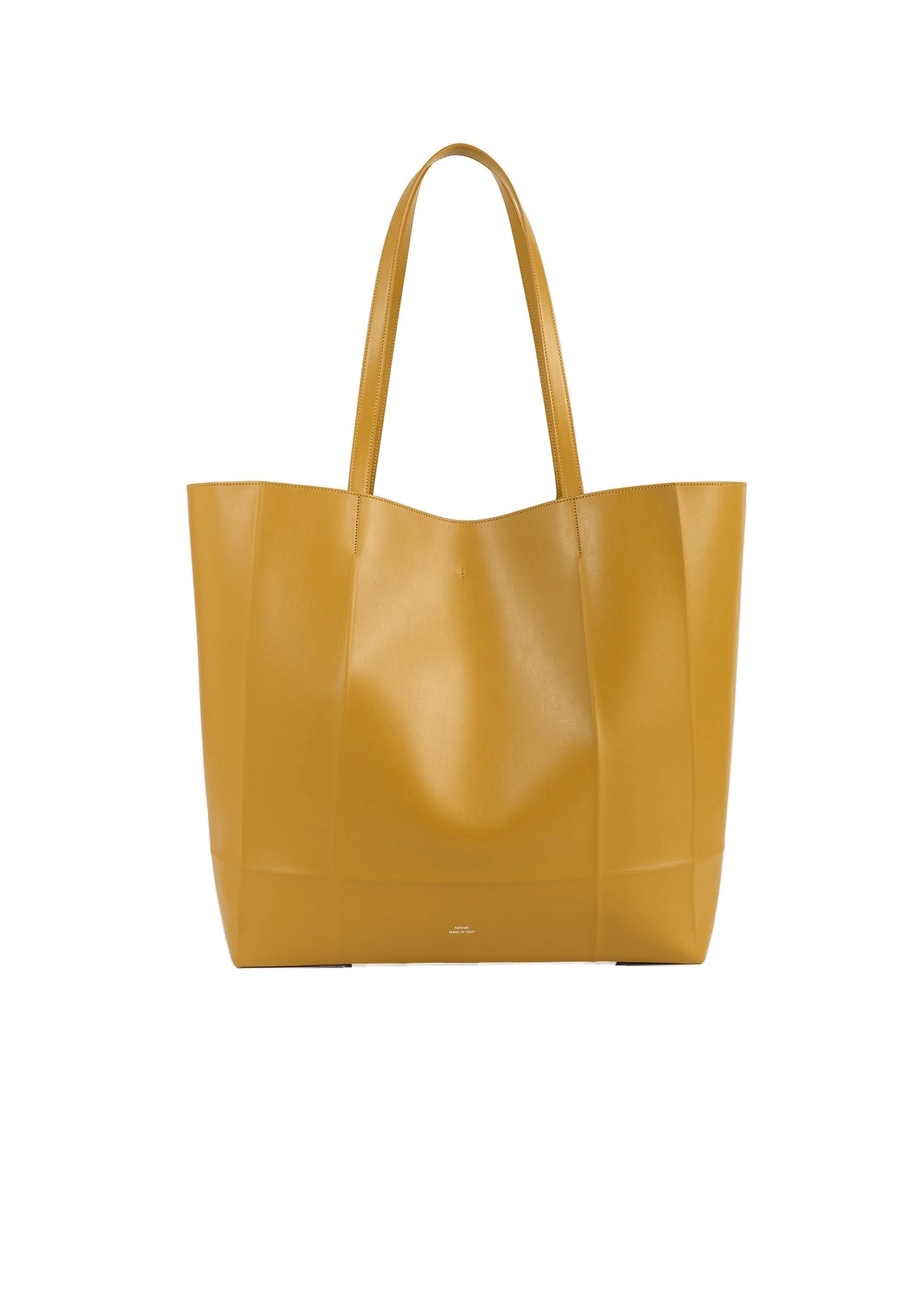 Roam leather tote in Manuka