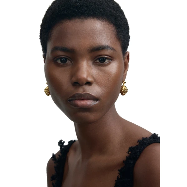 Rope drop earrings in Gold - Image 2