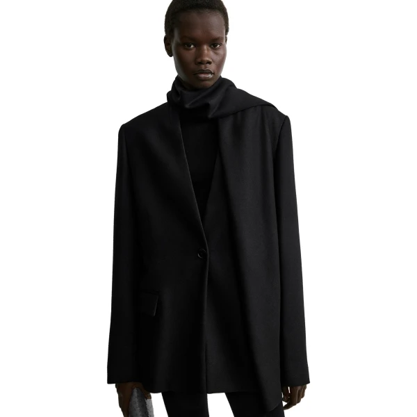 Toteme Scarf lapel blazer in Black, view 5