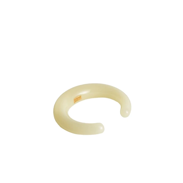 Sculpted cuff in Buttercup - Image 5