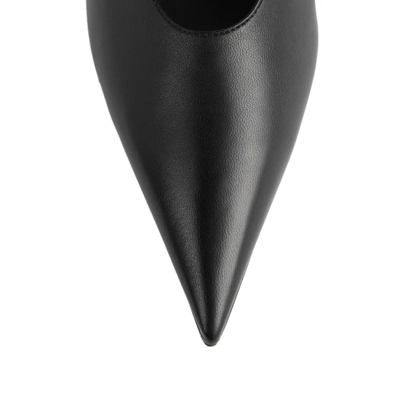 Sharp nappa kitten pumps in Black - Image 6
