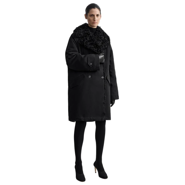 Toteme Shearling cotton parka in Washed black, view 2