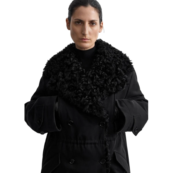 Toteme Shearling cotton parka in Washed black, view 5