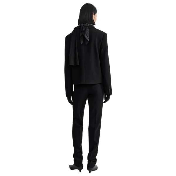 Toteme Short stretch wool blazer in Black, view 4
