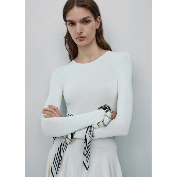 Silk scarf bracelet in Ecru / Black / Silver - Image 2