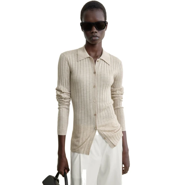Toteme Slim ribbed shirt in Oat mélange, view 5