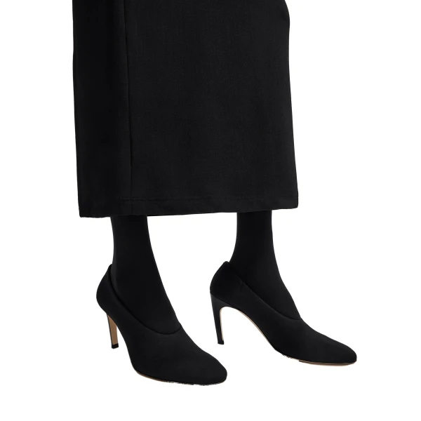 Slip jersey pumps in Black - Image 3