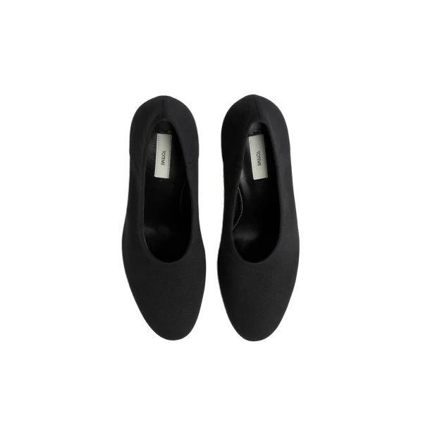 Slip jersey pumps in Black - Image 5