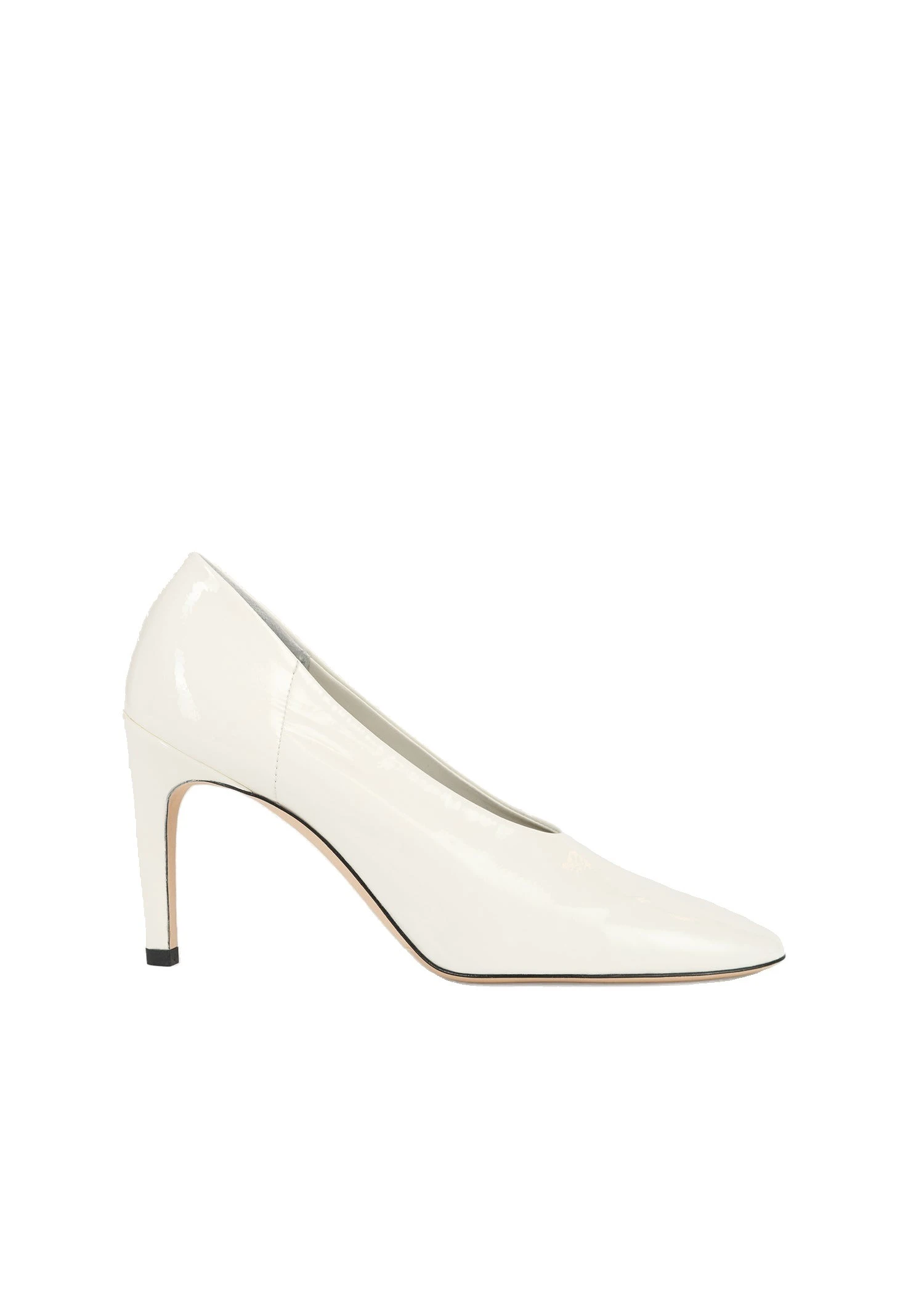 Slip naplack pumps in Off-white