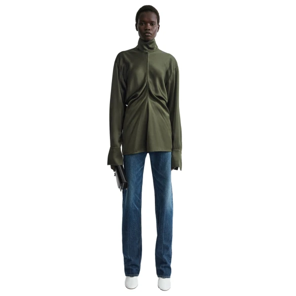 Toteme Slouch blouse in Dark green, view 2