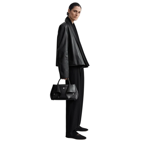 Small Mercer leather tote in Black / Red - Image 2