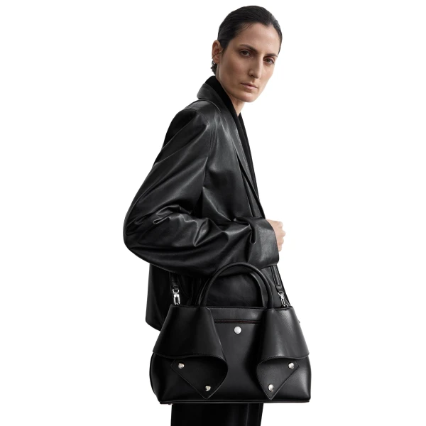 Small Mercer leather tote in Black / Red - Image 3