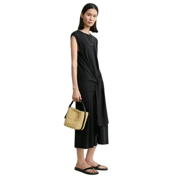 Small belted paper raffia tote in Natural - Image 2