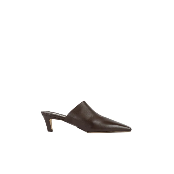 Toteme Soft nappa mules in Bark