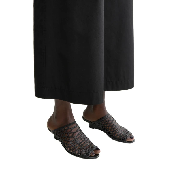 Summer woven mules in Black - Image 3