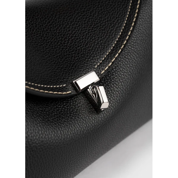 T-Lock grained-leather shoulder in Black - Image 6