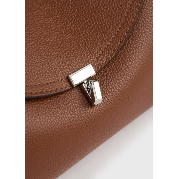 T-Lock grained-leather shoulder in Sienna - Image 5