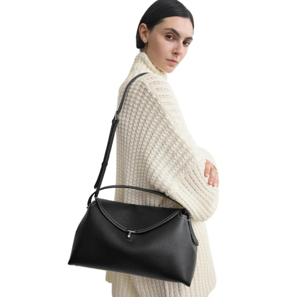 T-Lock grained-leather top handle in Black - Image 2