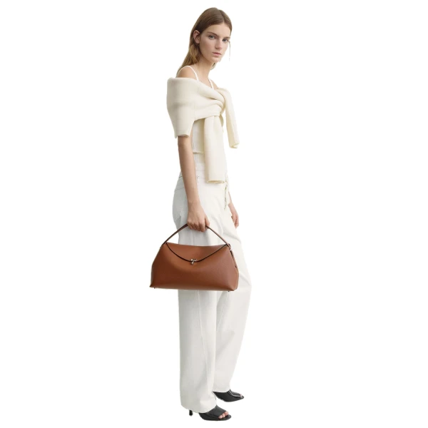 T-Lock grained-leather top handle in Sienna - Image 3