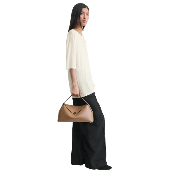 T-Lock leather top handle in Camel - Image 3
