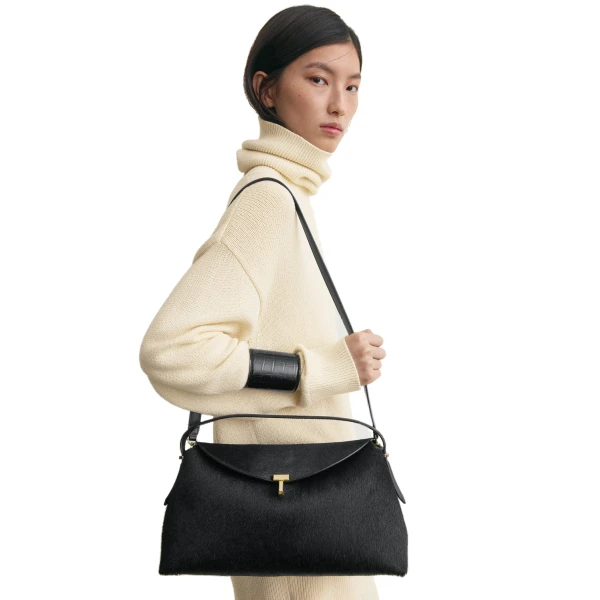 T-Lock pony hair top handle in Black - Image 2