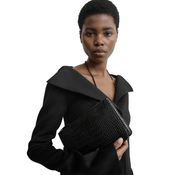 Threefold croco-embossed clutch in Black - Image 2