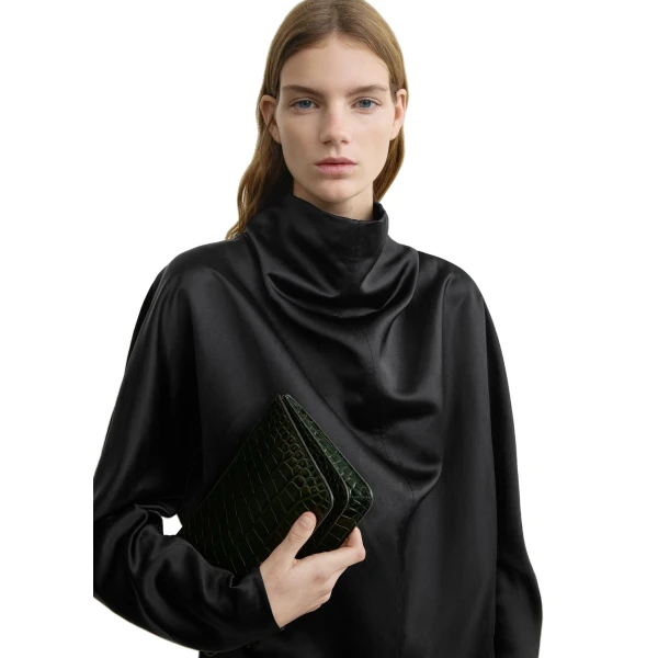 Threefold croco-embossed clutch in Dark green - Image 2