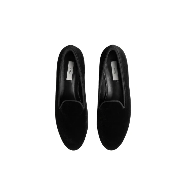 Velvet loafers in Black - Image 4
