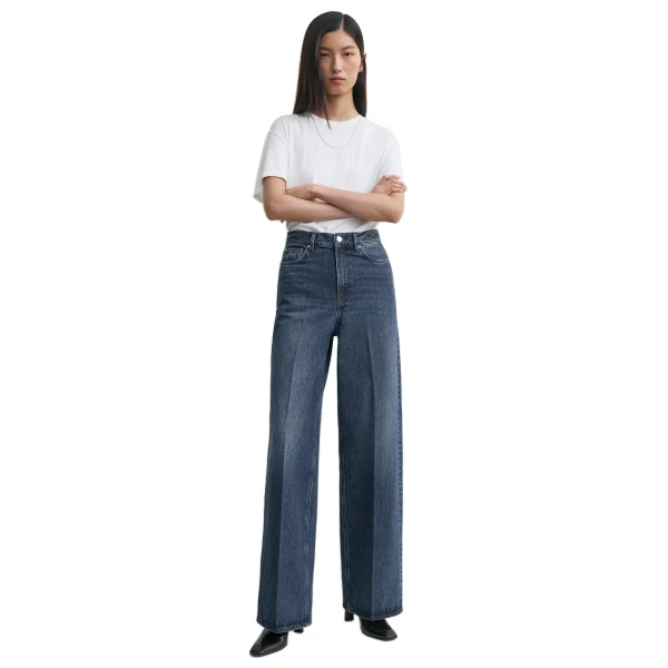 Toteme Wide leg denim in Dark blue, view 3