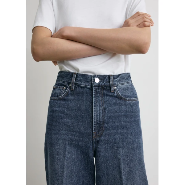 Toteme Wide leg denim in Dark blue, view 5