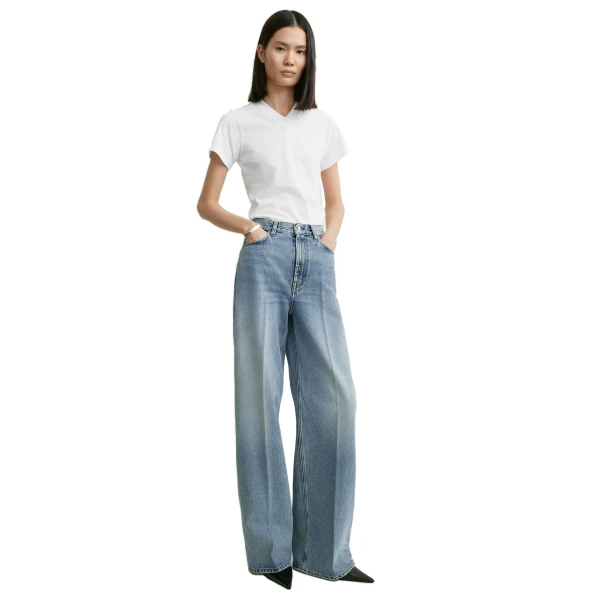 Toteme Wide leg denim in True vintage, view 2