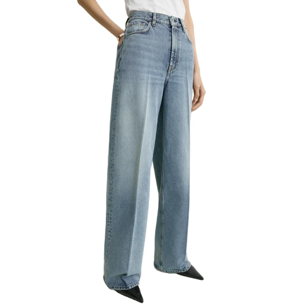 Toteme Wide leg denim in True vintage, view 5