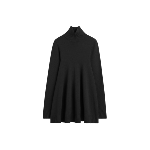 Toteme Wool turtleneck top in Black