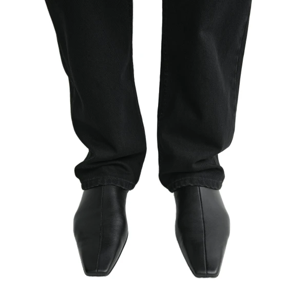 Zipped leather Chelsea boots in Black - Image 2