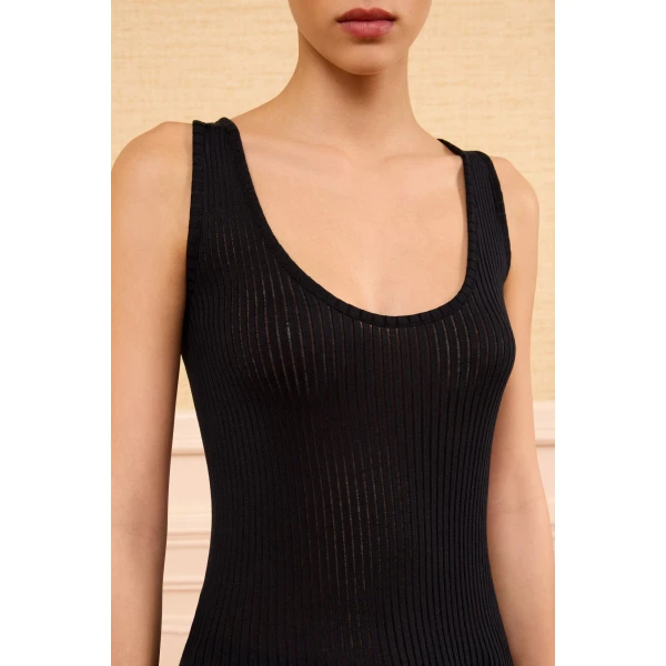 gia top noir