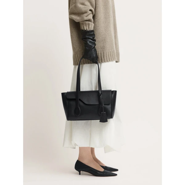 Black ATP Atelier pumps