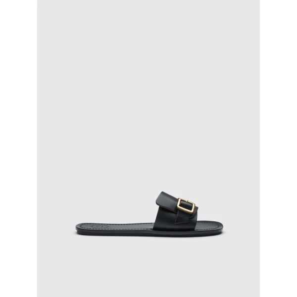 ATP Atelier Velturno in Black Flat Sandals