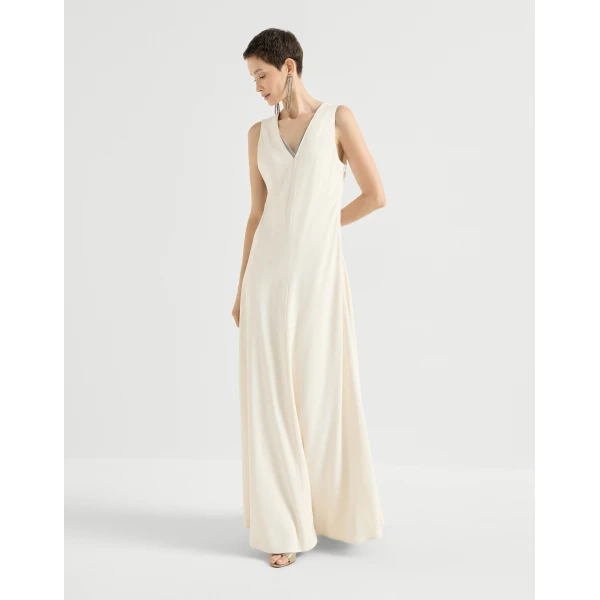 Fluid dress