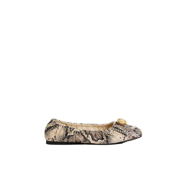 Carmena Ruched Ballet Flat