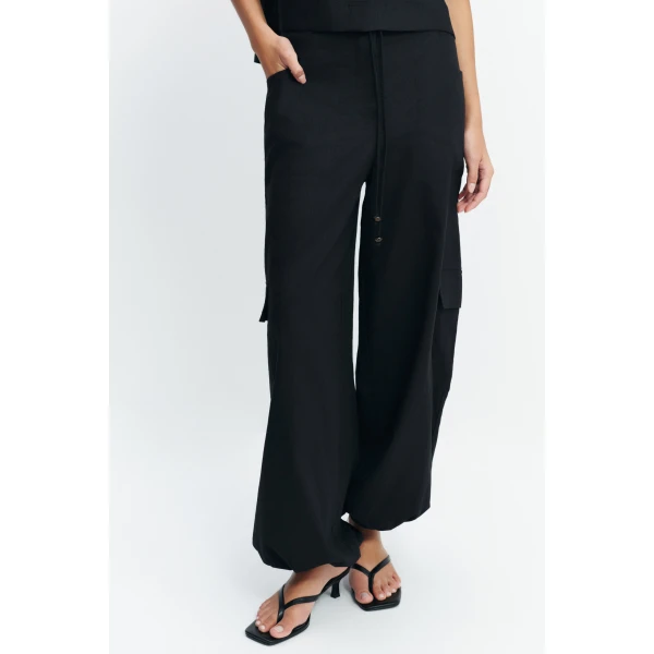 Aje Corine Relaxed Cargo Pant in Black | Pants | Luxury Shoes 