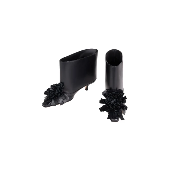 A.W.A.K.E. MODE Dana Boots Super Short With Pom-Poms Black, view 2