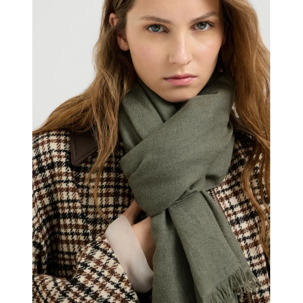 Brunello Cucinelli Cashmere and silk scarf in Origano, view 4 | Scarves | Luxury Shoes 