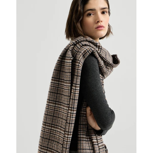 Brunello Cucinelli Cashmere houndstooth scarf in Brown, view 4 | Scarves | Luxury Shoes 