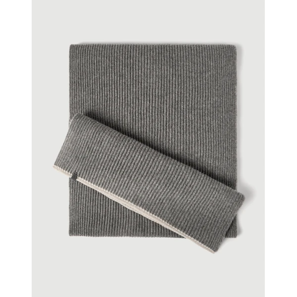 Brunello Cucinelli Cashmere knit scarf in Lead, view 2 | Scarves | Luxury Shoes 