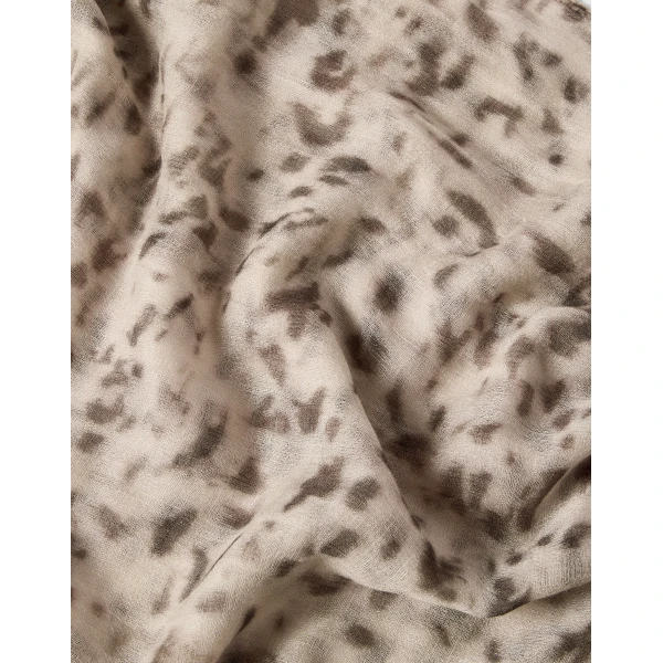 Brunello Cucinelli Cashmere scarf Lynx Print in Beige, view 3 | Scarves | Luxury Shoes 
