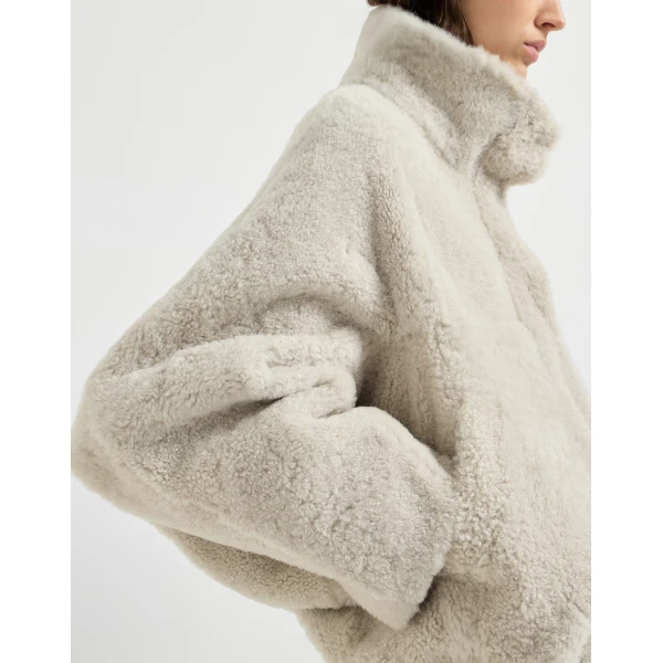 Fuzzy shearling outerwear jacket in Grey - Image 4