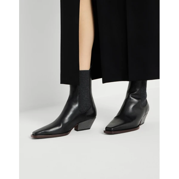 Leather Chelsea boots in Black - Image 5