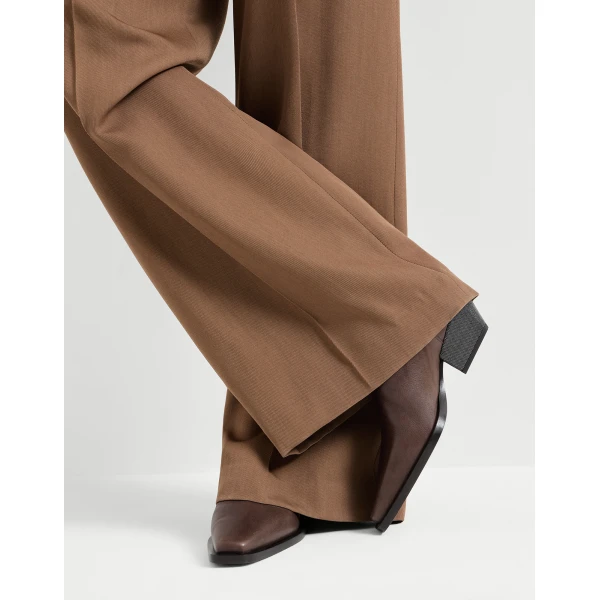 Leather Chelsea boots in Cocoa - Image 5