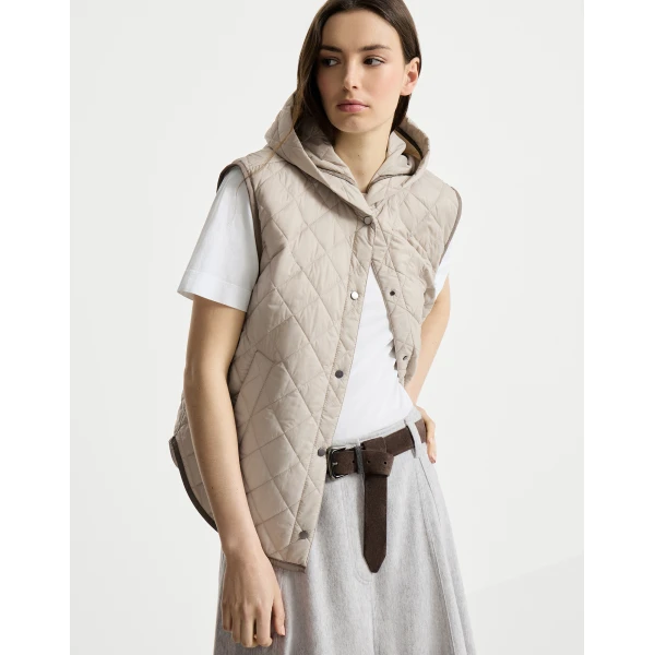 Lightweight nylon quilted vest in Light Grey - Image 5