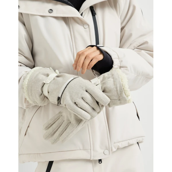 Brunello Cucinelli Mountain gloves in Cool Beige, view 3 | Gloves | Luxury Shoes 